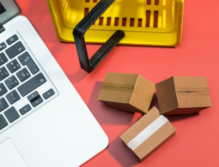 Como o E-commerce está transformando o mercado de cestas para presentear no Brasil